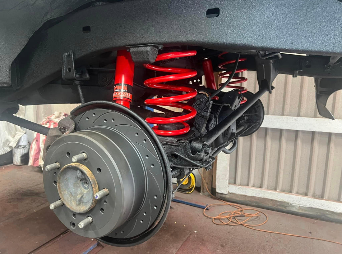 100 Series Premium Buzzweld War with upgrade suspension and brakes
