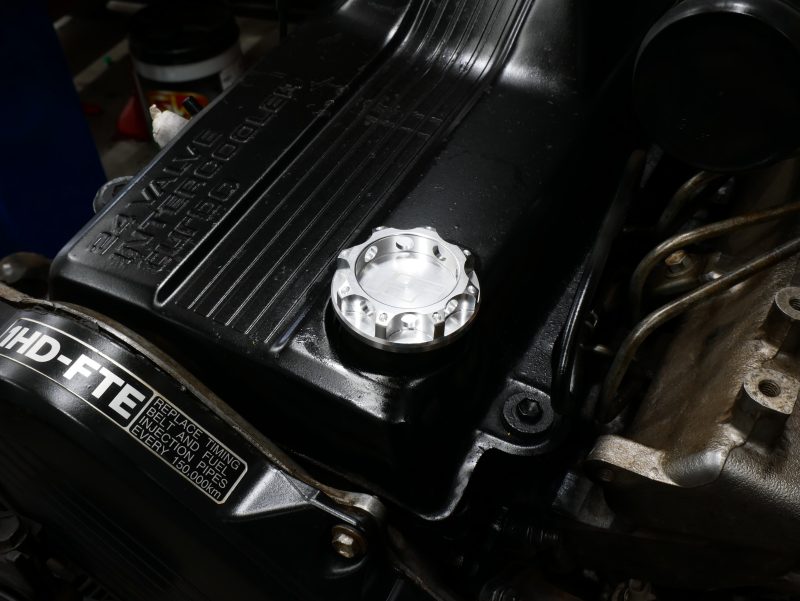 Billet Oil Filler Cap Suits Toyota